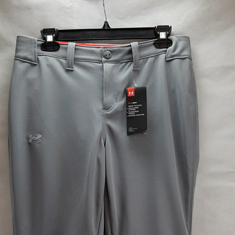Womens under ARMOUR sports CAPRIS size m gray